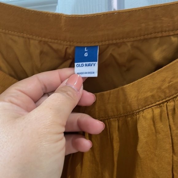 SOLD Camel toned dress - Picture 4 of 4